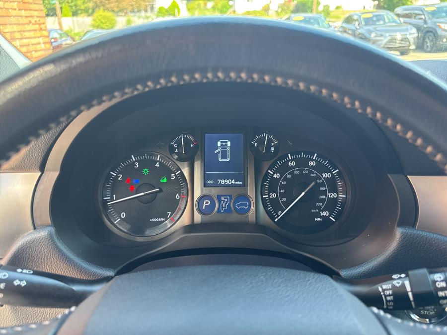 2018 Lexus GX Image 33 of 57