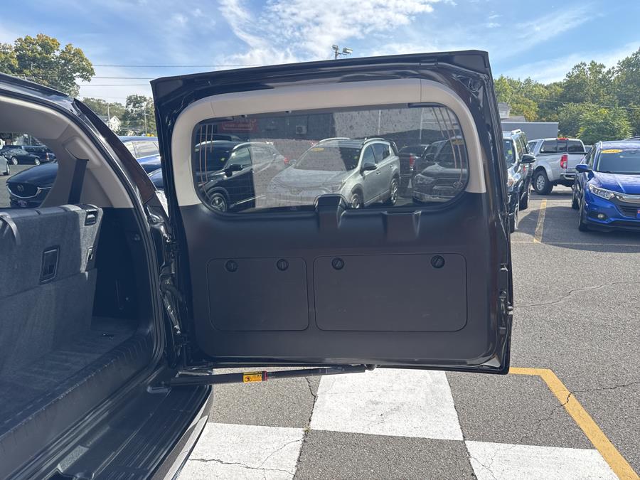 2018 Lexus GX Image 15 of 57