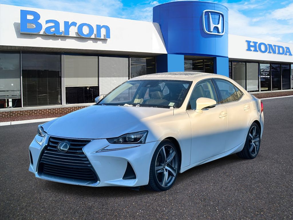 2018 Lexus IS 300 Image 1 of 30