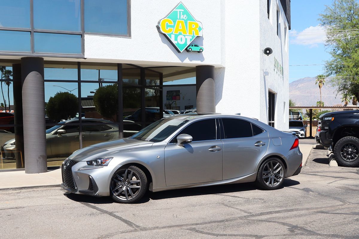 2018 Lexus IS 300 Image 3 of 59