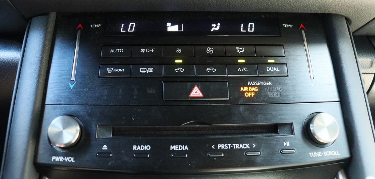 2018 Lexus IS 300 Image 57 of 59