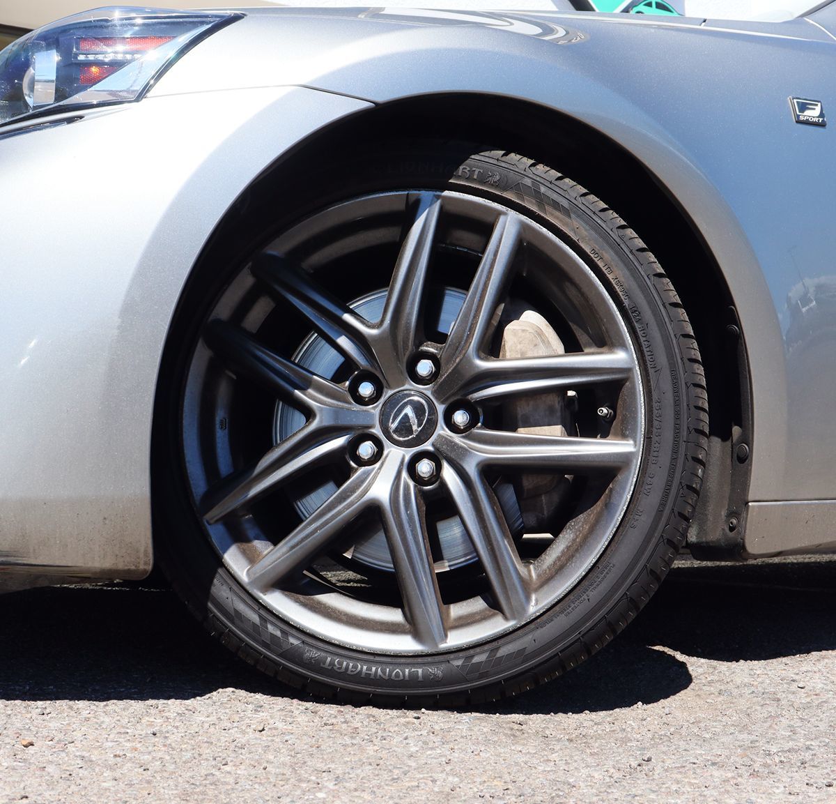 2018 Lexus IS 300 Image 19 of 59