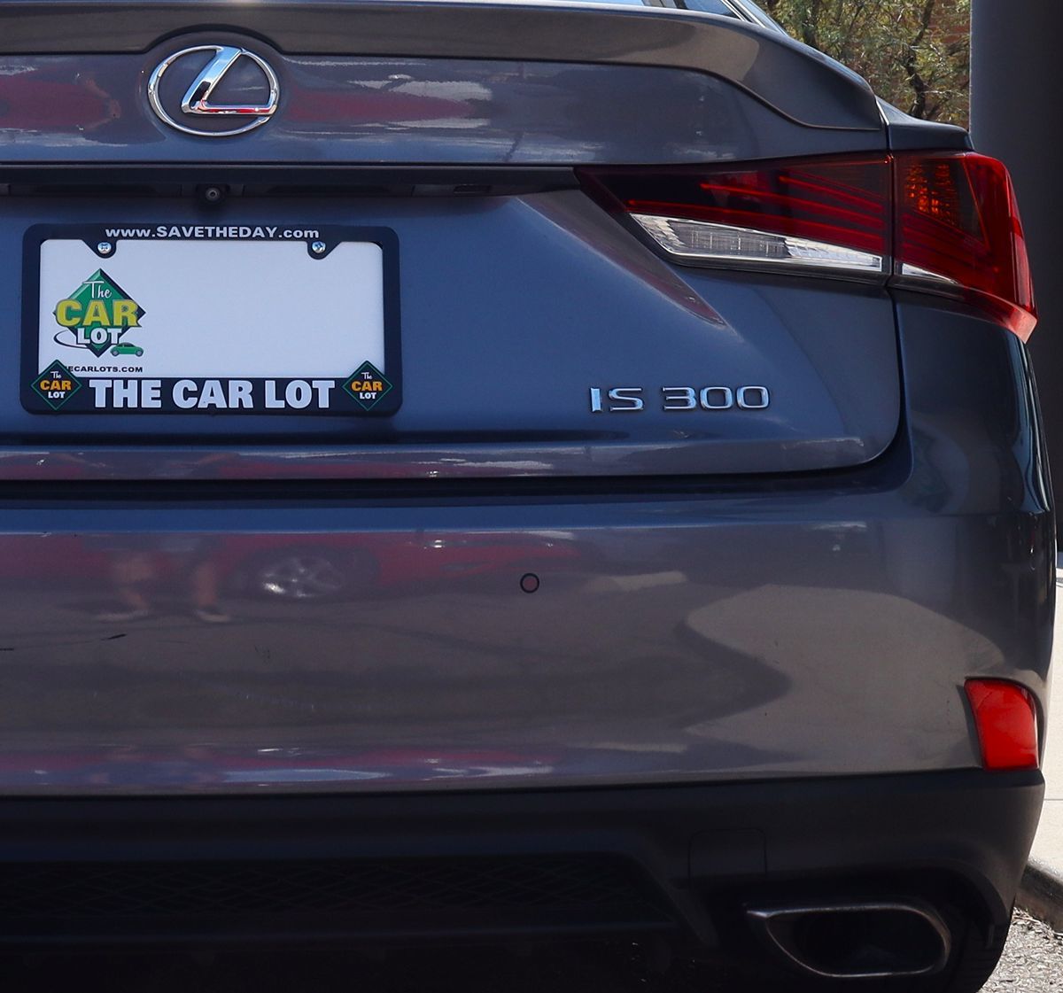 2018 Lexus IS 300 Image 12 of 61