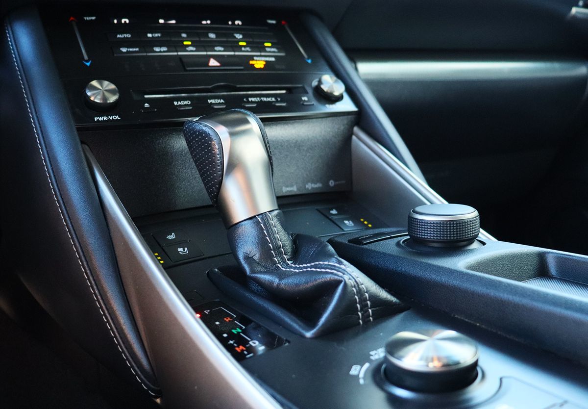 2018 Lexus IS 300 Image 41 of 61