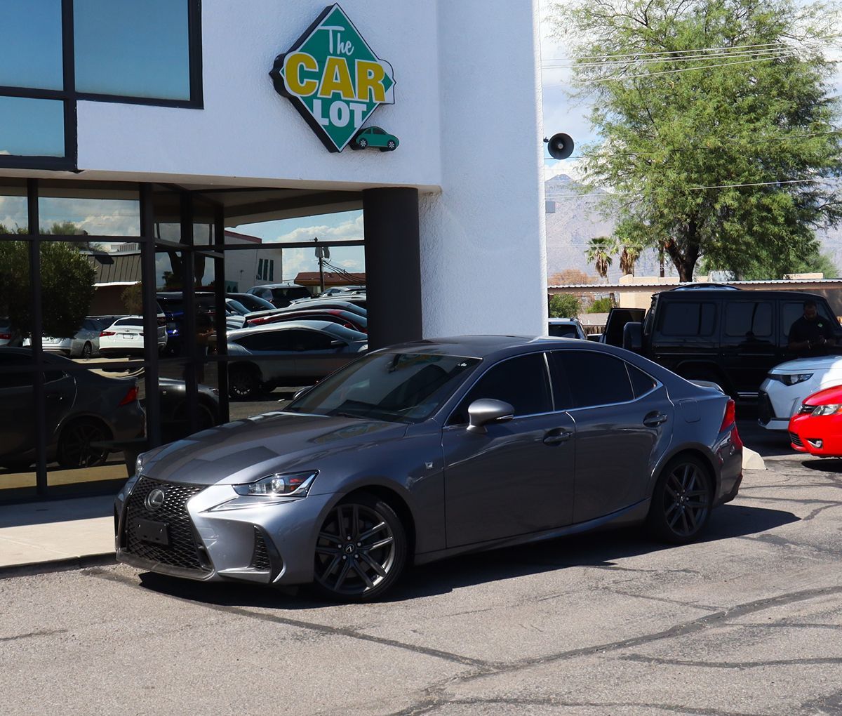 2018 Lexus IS 300 Image 3 of 61