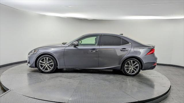 2018 Lexus IS 300 Image 9 of 33