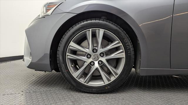 2018 Lexus IS 300 Image 10 of 33