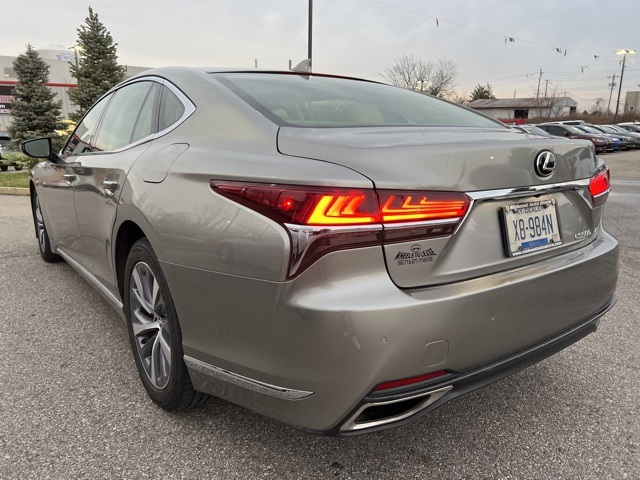 Vehicle image 6 of 27