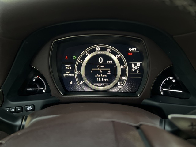 Vehicle image 21 of 27