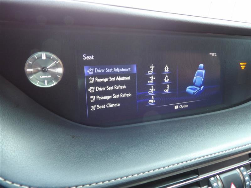 2018 Lexus LS Image 24 of 25