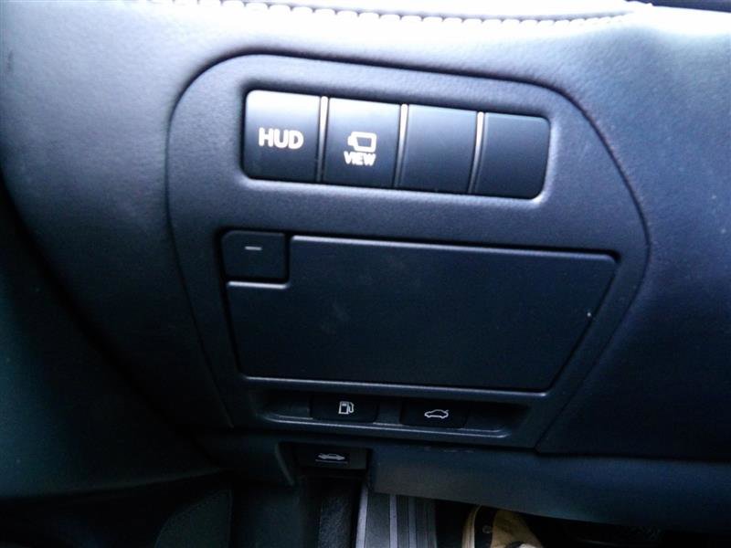 2018 Lexus LS Image 19 of 25