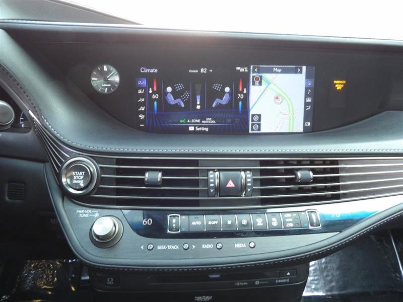 2018 Lexus LS Image 16 of 25