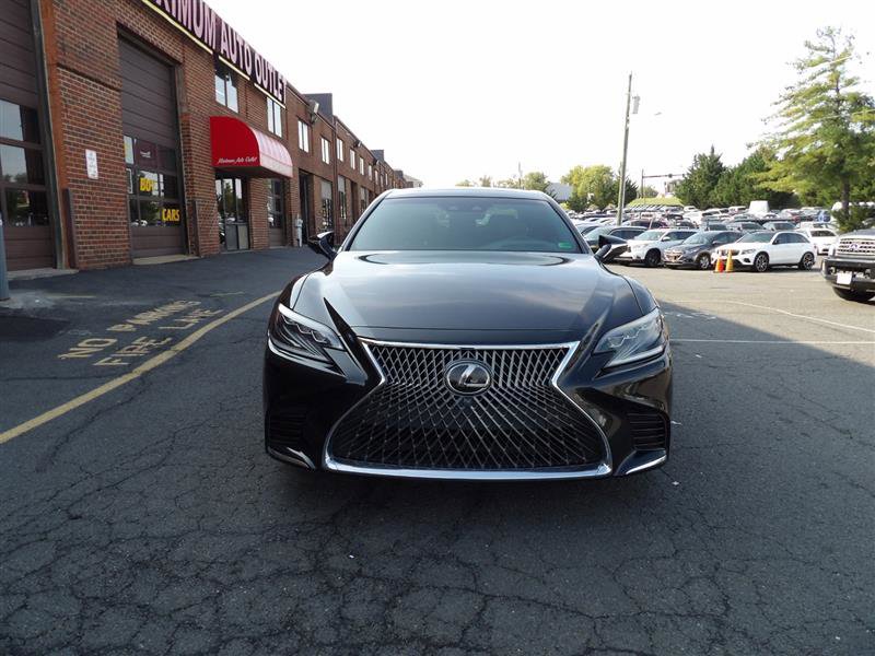 2018 Lexus LS Image 2 of 25