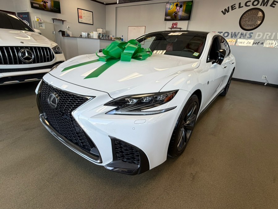 2018 Lexus LS 500 F Sport Image 2 of 62