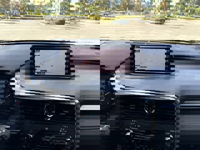 Vehicle image 22 of 30