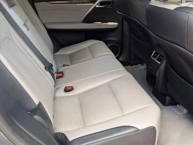 Vehicle image 21 of 26