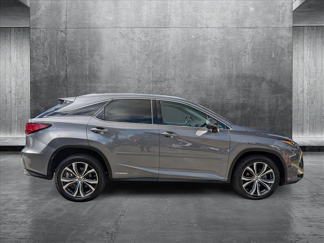 Vehicle image 4 of 26