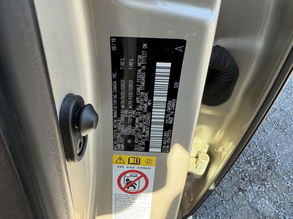 Vehicle image 33 of 33