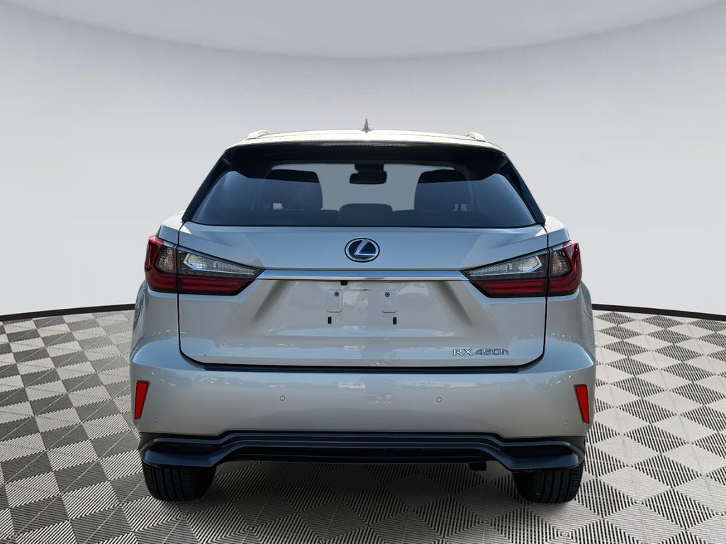 Vehicle image 4 of 33