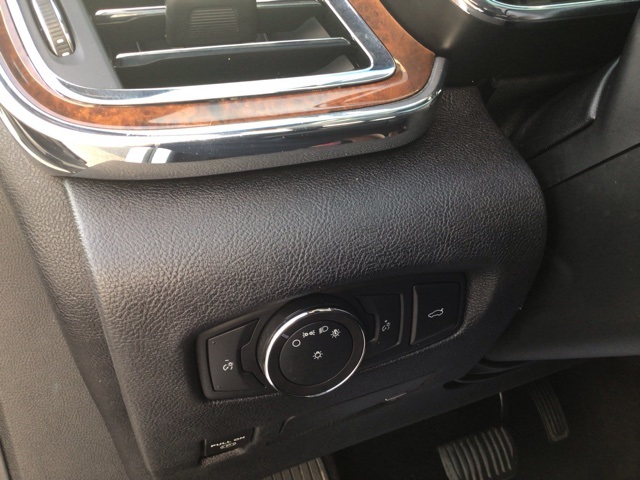 2018 Lincoln Continental Select Image 16 of 22