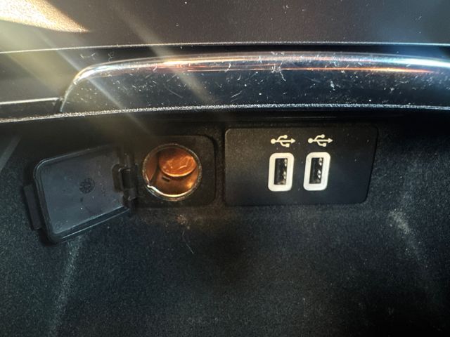 2018 Lincoln MKC Premiere Image 32 of 38