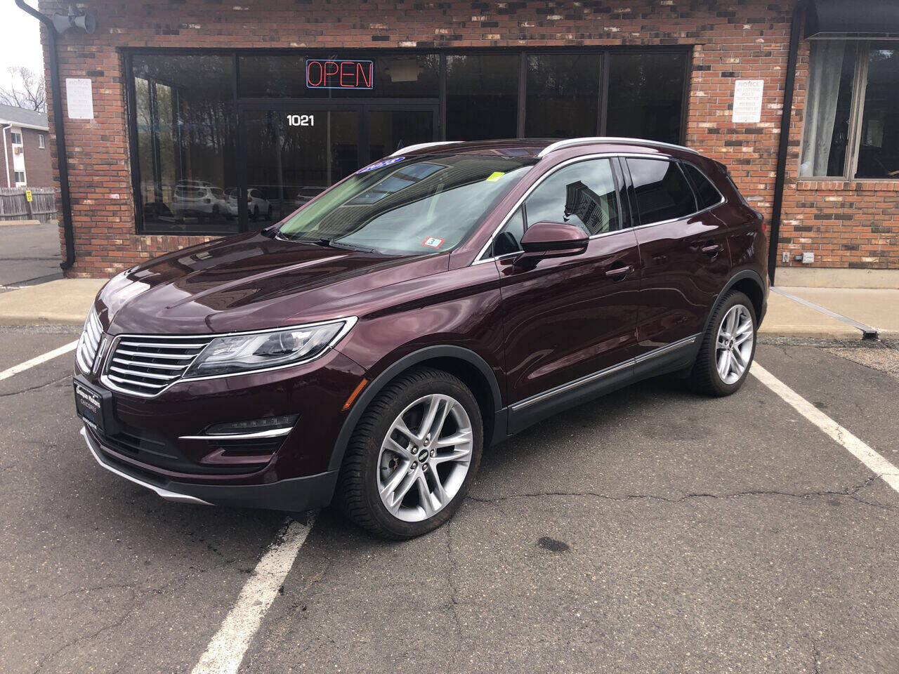 Vehicle image 2 of 46