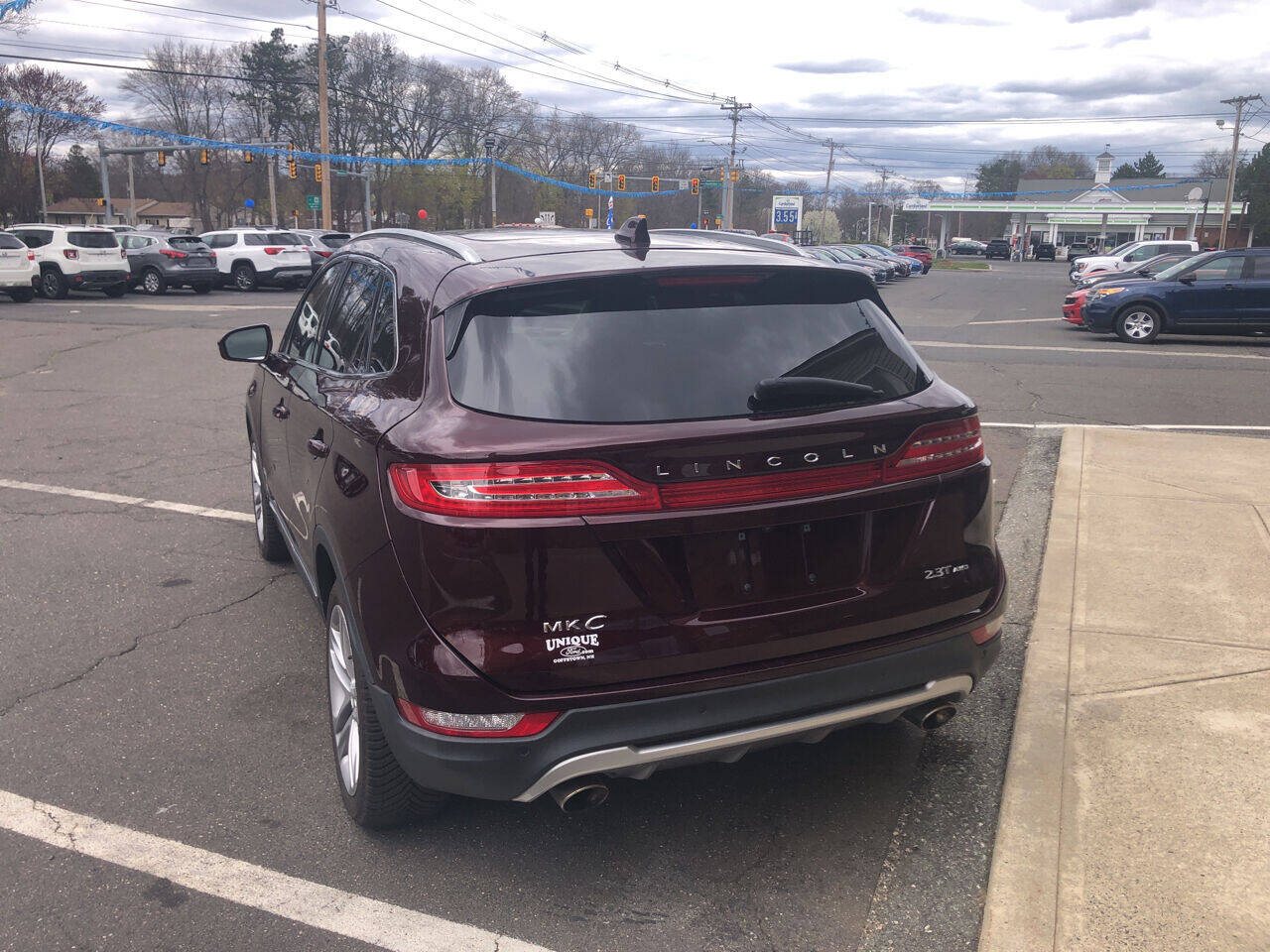 Vehicle image 17 of 46