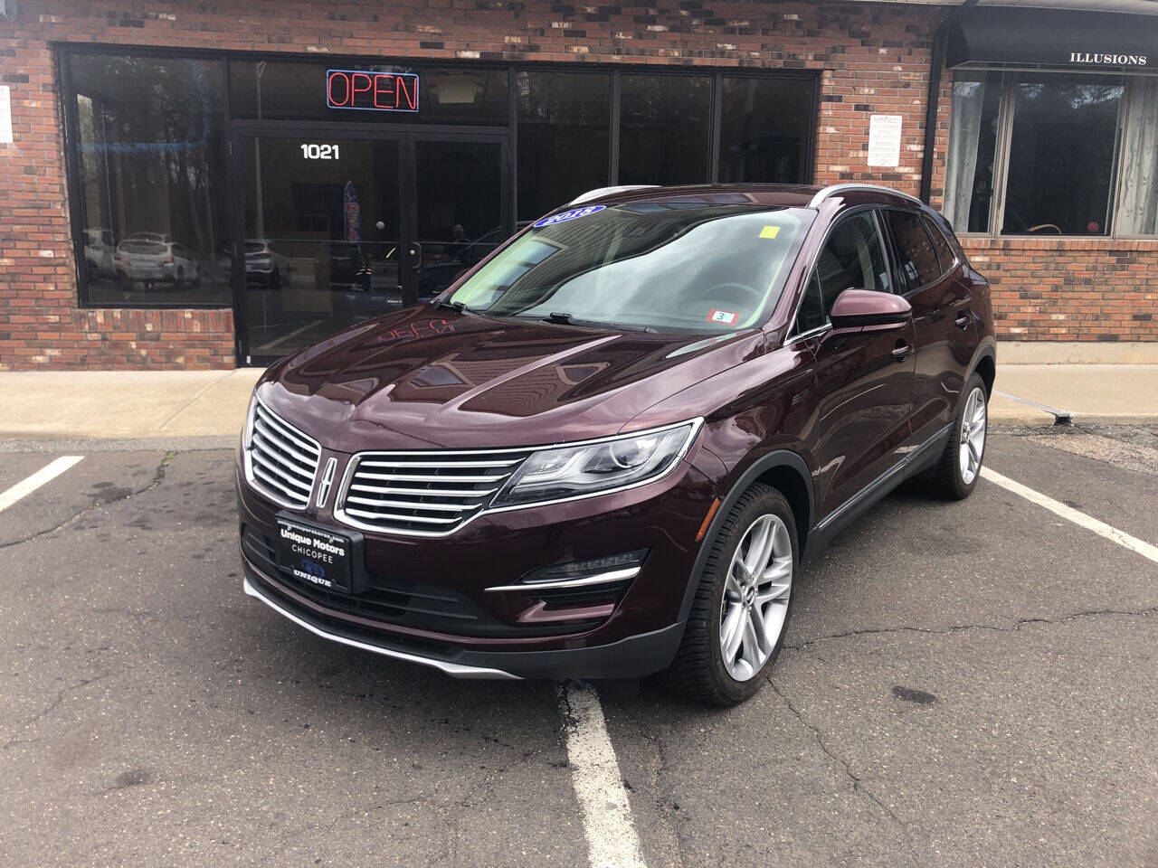 Vehicle image 6 of 46