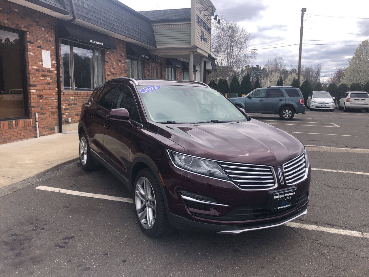 Vehicle image 9 of 46