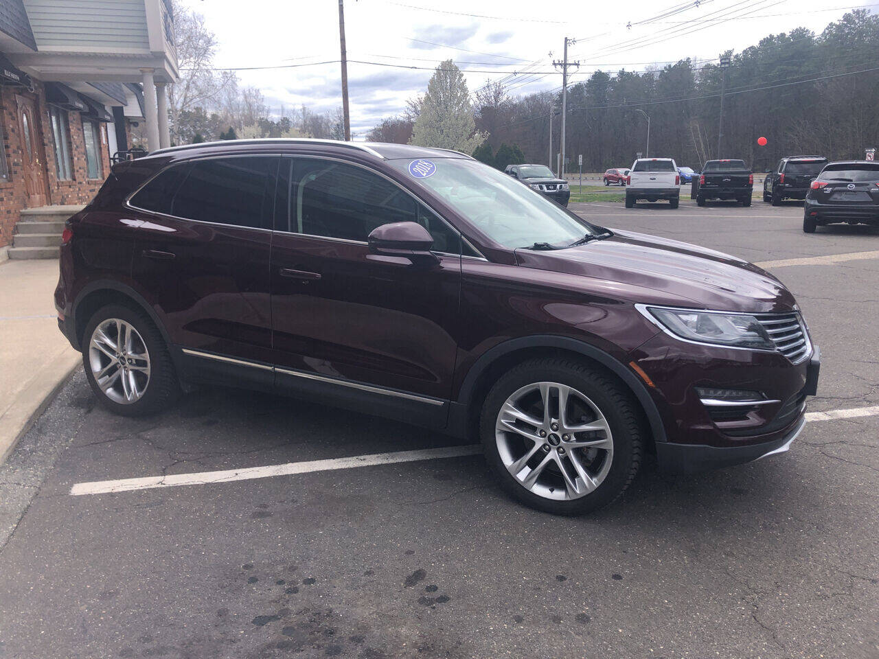 Vehicle image 8 of 46