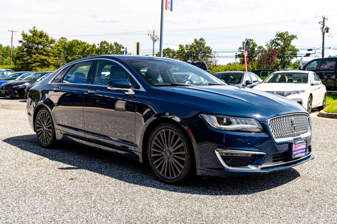 2018 Lincoln MKZ Reserve Image 3 of 24