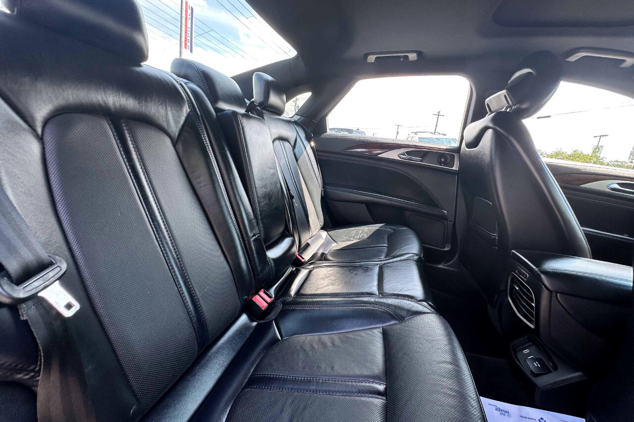 2018 Lincoln MKZ Reserve Image 10 of 24