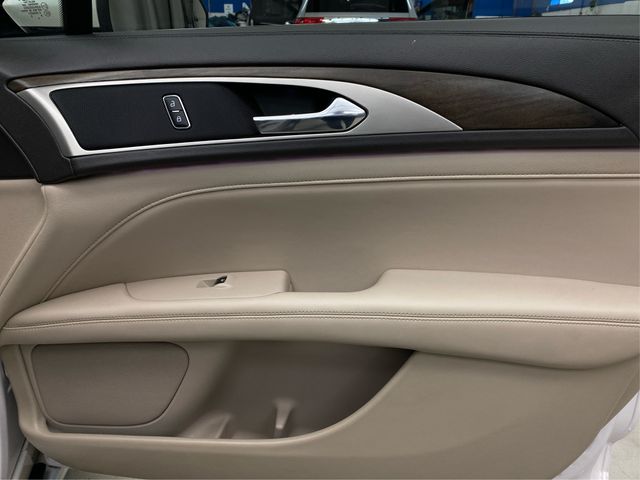 2018 Lincoln MKZ Select Image 25 of 31