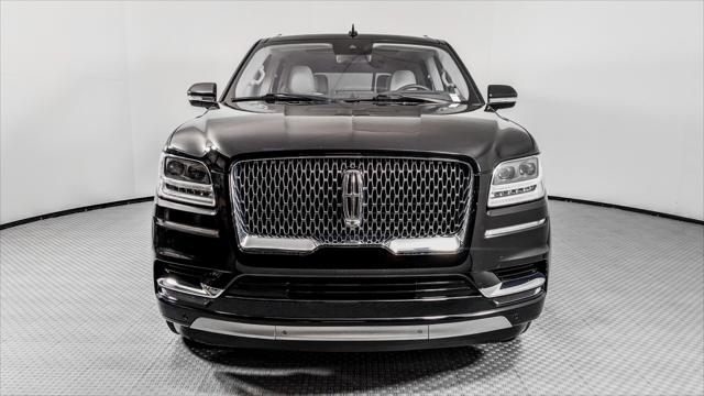 2018 Lincoln Navigator Reserve Image 3 of 40