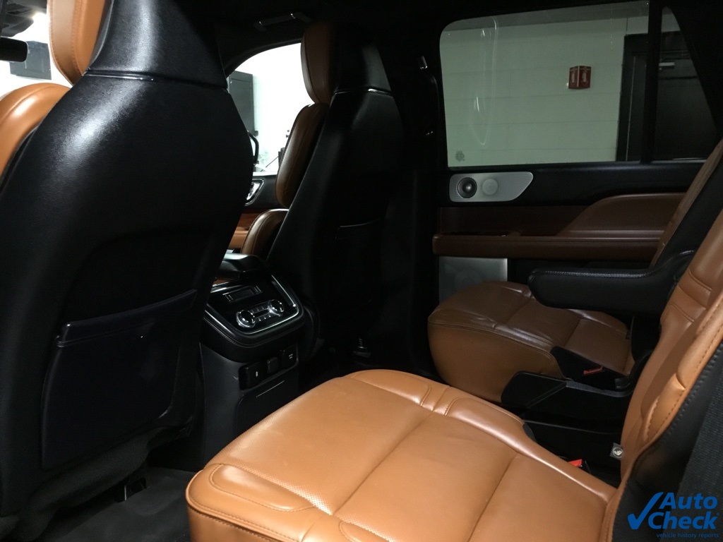 Vehicle image 24 of 49