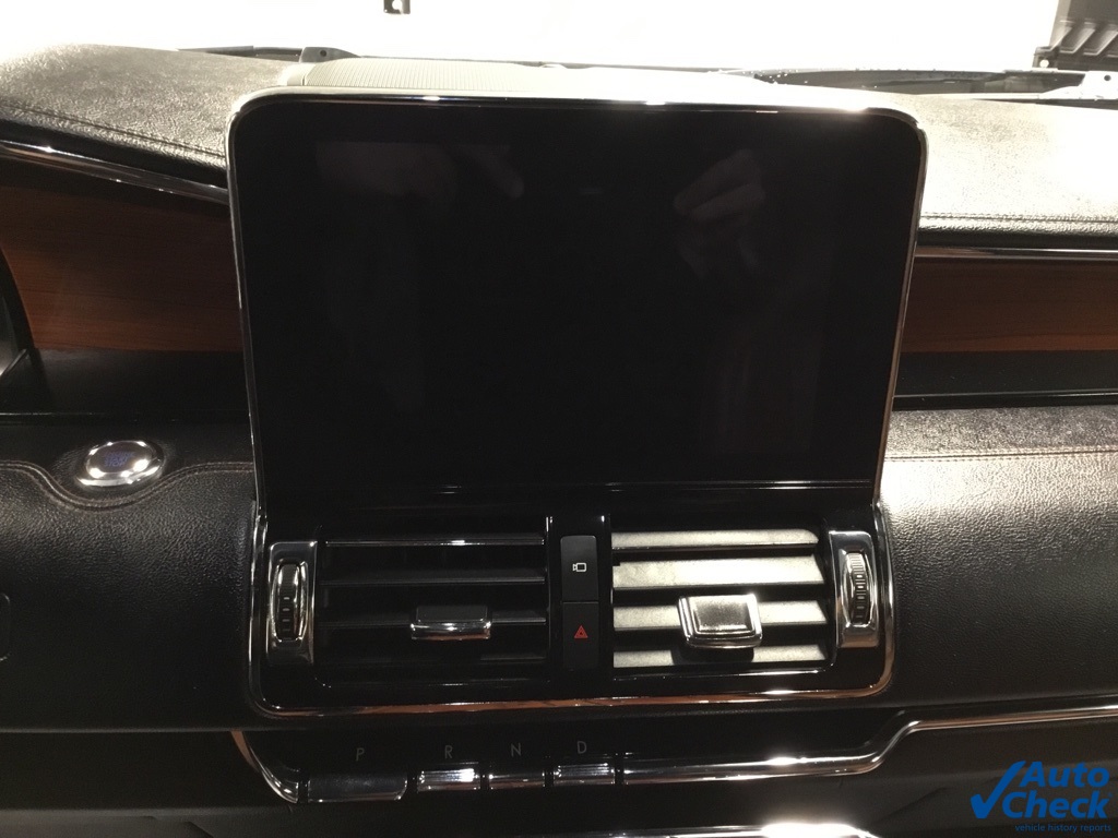 Vehicle image 41 of 49