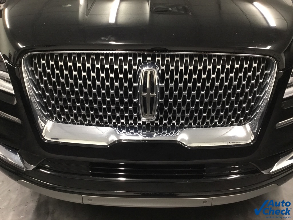 Vehicle image 42 of 49