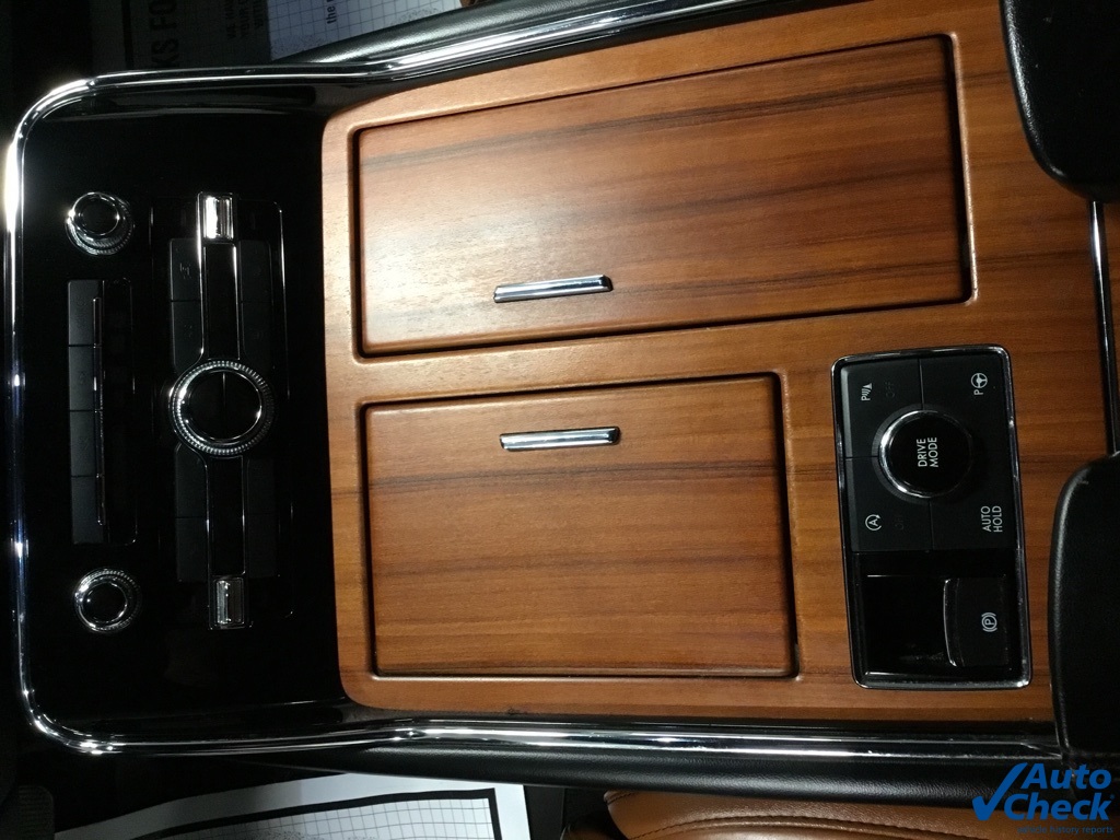 Vehicle image 40 of 49