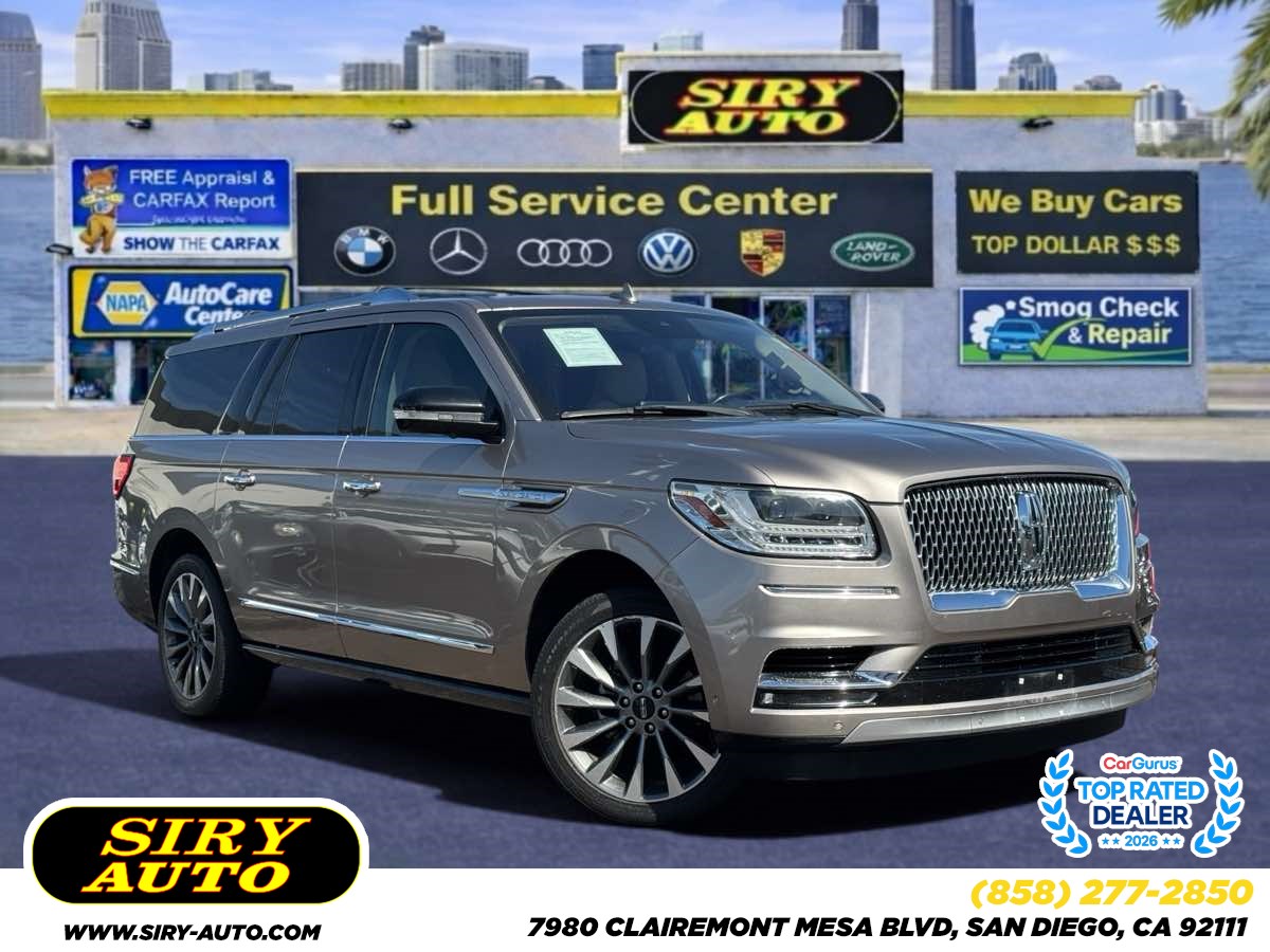 2018 Lincoln Navigator L Select Image 2 of 46