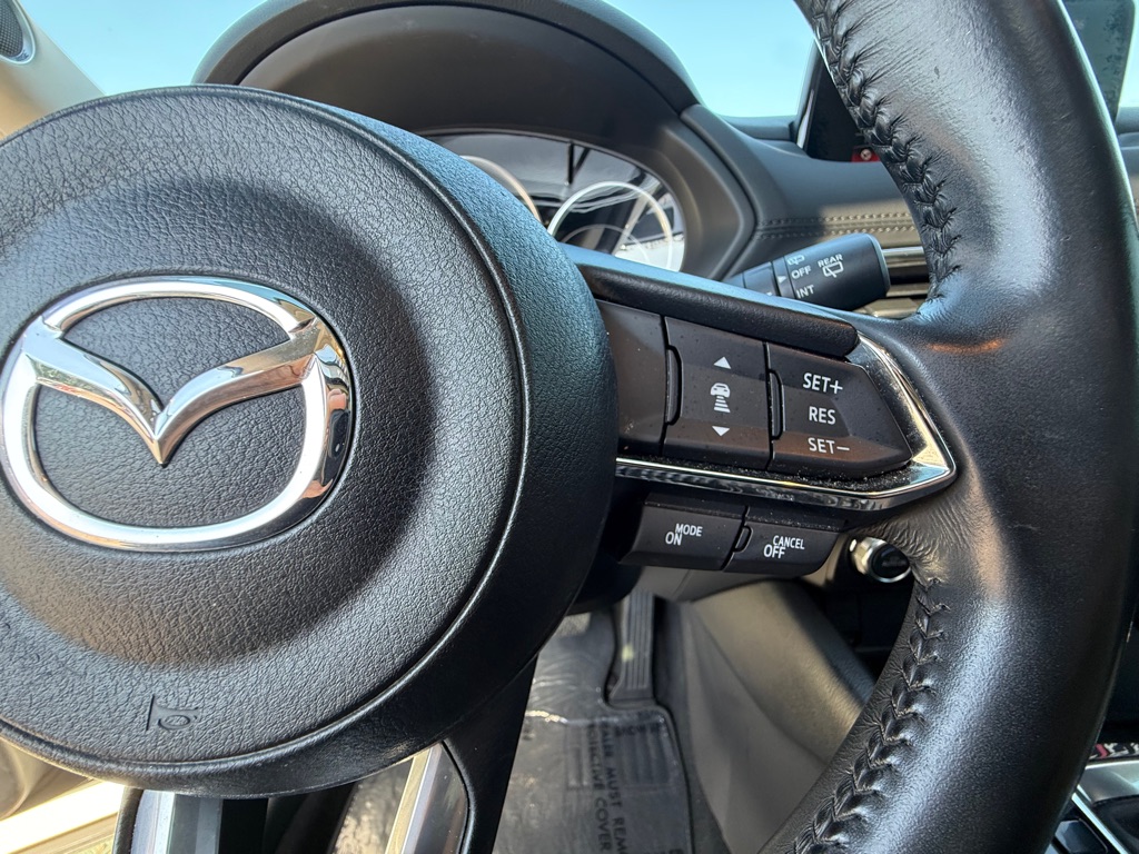 Vehicle image 36 of 46