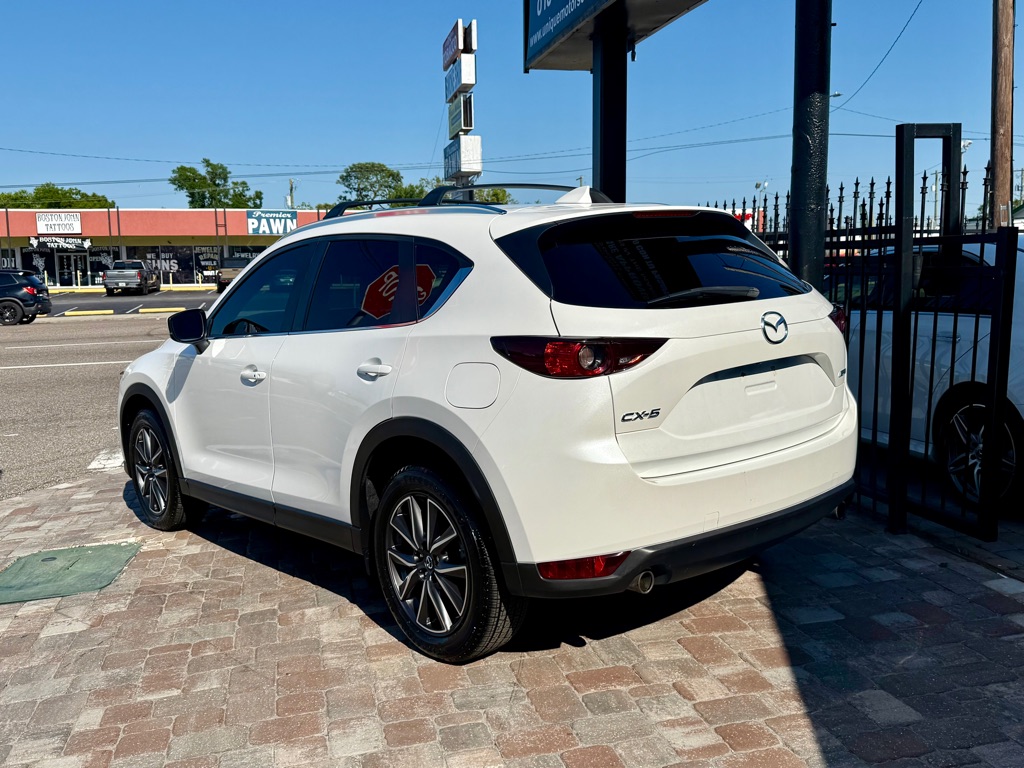 Vehicle image 7 of 46
