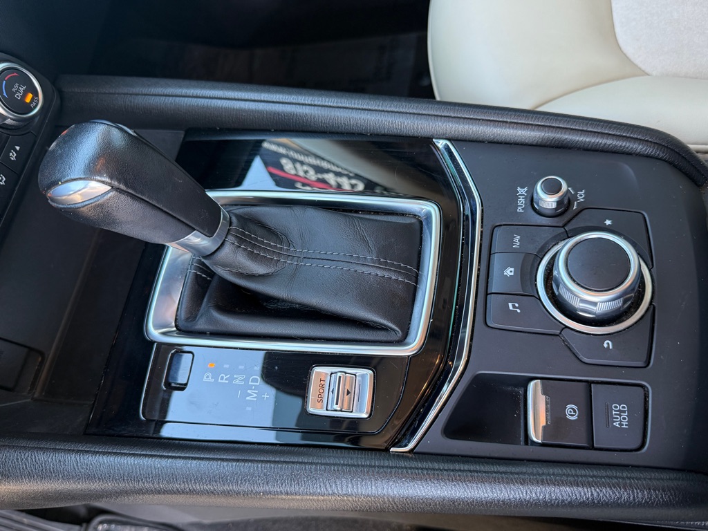 Vehicle image 22 of 46