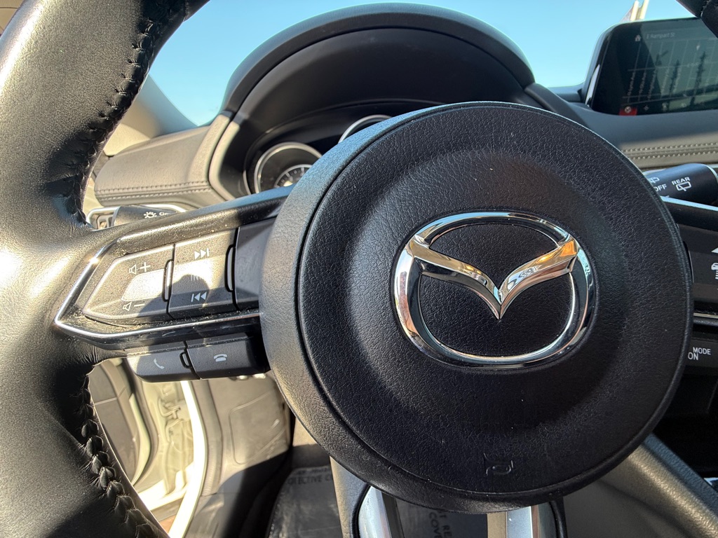 Vehicle image 35 of 46