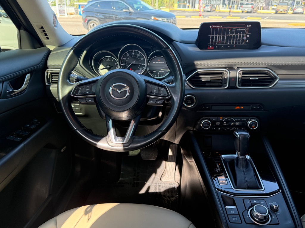 Vehicle image 40 of 46