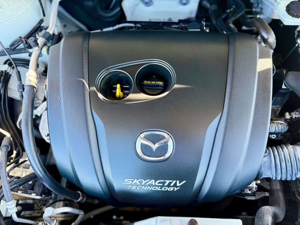 Vehicle image 27 of 46