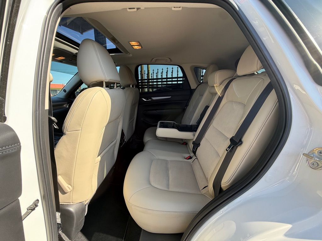 Vehicle image 39 of 46