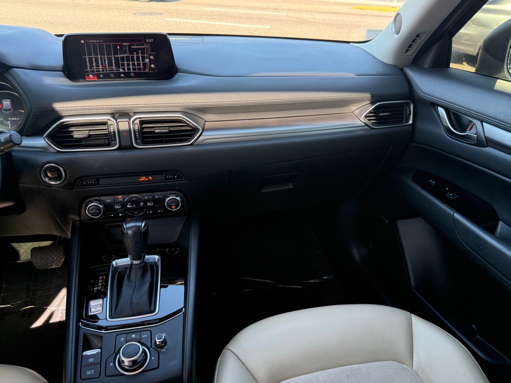 Vehicle image 42 of 46