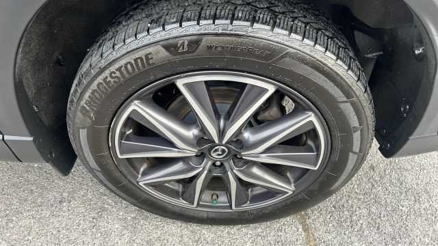 2018 Mazda CX-5 Grand Touring Image 11 of 40