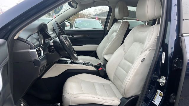 2018 Mazda CX-5 Grand Touring Image 15 of 40