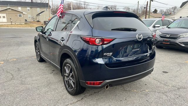 2018 Mazda CX-5 Grand Touring Image 8 of 40